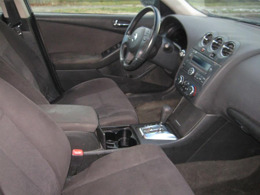 2011 Nissan Altima 2.5 S 4dr Sedan, available for sale in Massapequa, New York | Rite Choice Auto Inc.. Massapequa, New York 2011 Nissan Altima 2.5 S 4dr Sedan, available for sale in Massapequa, New York | Rite Choice Auto Inc.. Massapequa, New York