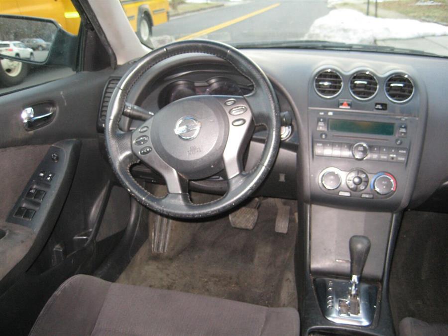 2011 Nissan Altima 2.5 S 4dr Sedan, available for sale in Massapequa, New York | Rite Choice Auto Inc.. Massapequa, New York 2011 Nissan Altima 2.5 S 4dr Sedan, available for sale in Massapequa, New York | Rite Choice Auto Inc.. Massapequa, New York