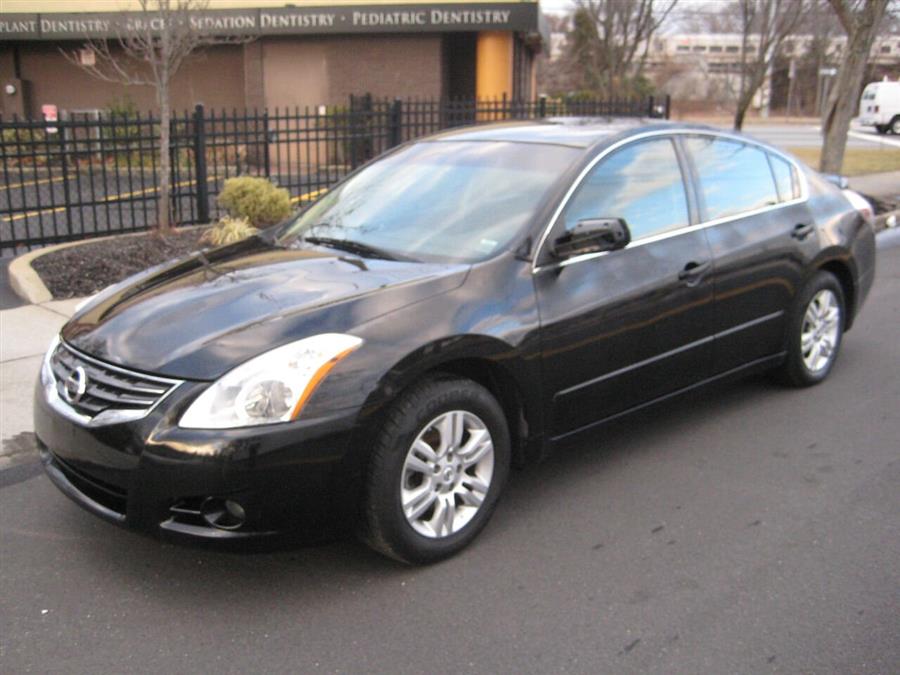 2011 Nissan Altima 2.5 S 4dr Sedan, available for sale in Massapequa, New York | Rite Choice Auto Inc.. Massapequa, New York