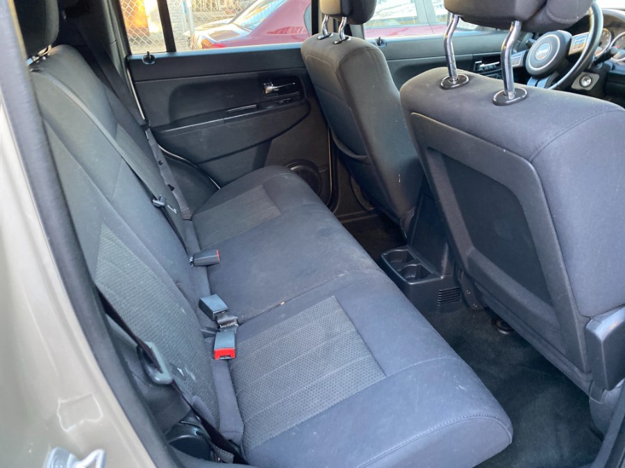 2011 Jeep Liberty 4WD 4dr Sport, available for sale in Middle Village, New York | Middle Village Motors . Middle Village, New York 2011 Jeep Liberty 4WD 4dr Sport, available for sale in Middle Village, New York | Middle Village Motors . Middle Village, New York