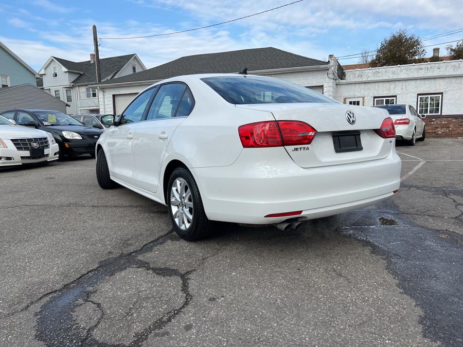 2014 Volkswagen Jetta Sedan 4dr Auto SE PZEV, available for sale in Springfield, Massachusetts | Absolute Motors Inc. Springfield, Massachusetts 2014 Volkswagen Jetta Sedan 4dr Auto SE PZEV, available for sale in Springfield, Massachusetts | Absolute Motors Inc. Springfield, Massachusetts