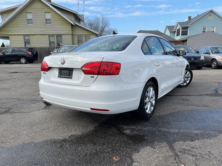 2014 Volkswagen Jetta Sedan 4dr Auto SE PZEV, available for sale in Springfield, Massachusetts | Absolute Motors Inc. Springfield, Massachusetts 2014 Volkswagen Jetta Sedan 4dr Auto SE PZEV, available for sale in Springfield, Massachusetts | Absolute Motors Inc. Springfield, Massachusetts