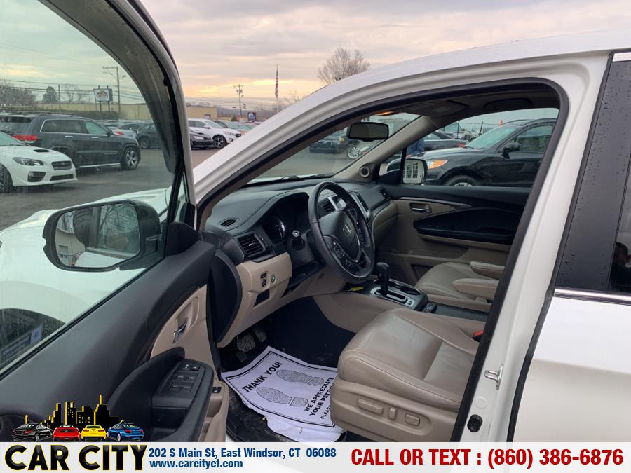Used Honda Pilot AWD 4dr EX-L w/Navi 2016 | Car City LLC. East Windsor, Connecticut Used Honda Pilot AWD 4dr EX-L w/Navi 2016 | Car City LLC. East Windsor, Connecticut