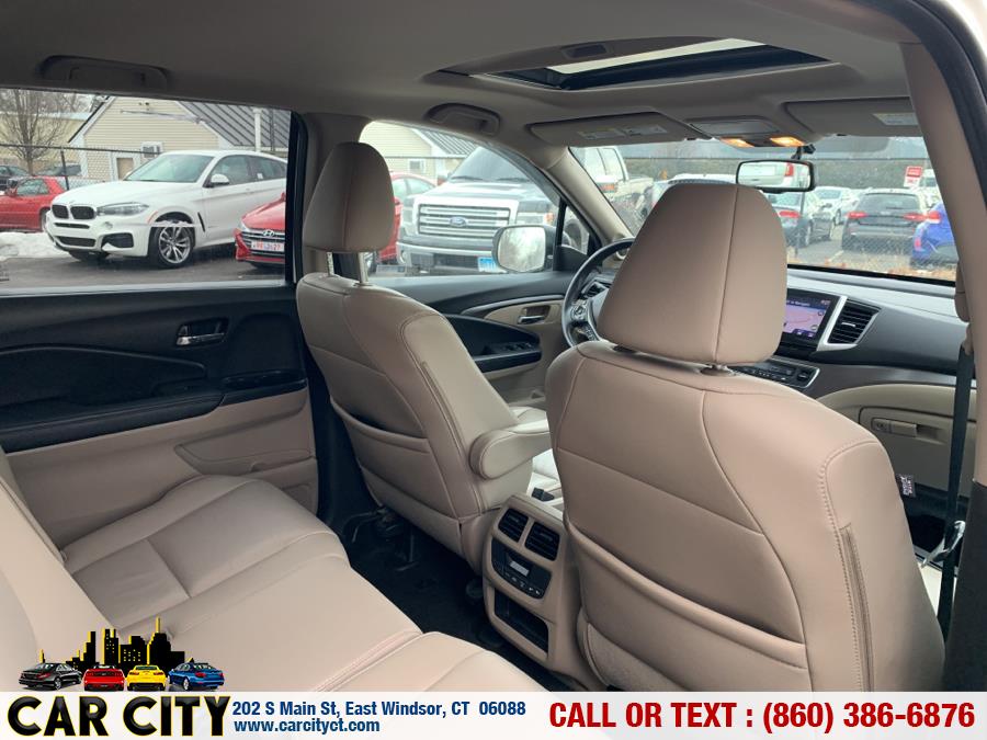 Used Honda Pilot AWD 4dr EX-L w/Navi 2016 | Car City LLC. East Windsor, Connecticut Used Honda Pilot AWD 4dr EX-L w/Navi 2016 | Car City LLC. East Windsor, Connecticut