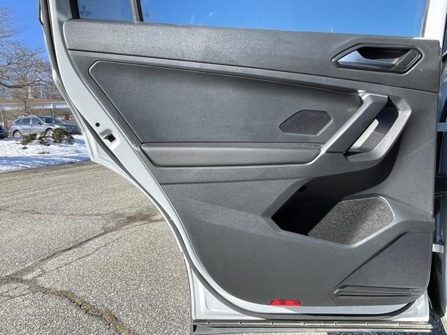 Used Volkswagen Tiguan 2.0T SE 2018 | Blasius Federal Road. Brookfield, Connecticut Used Volkswagen Tiguan 2.0T SE 2018 | Blasius Federal Road. Brookfield, Connecticut