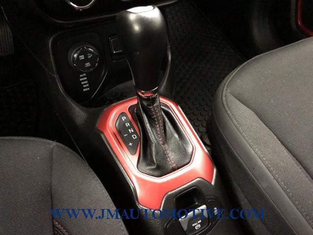 2017 Jeep Renegade Trailhawk 4x4, available for sale in Naugatuck, Connecticut | J&M Automotive Sls&Svc LLC. Naugatuck, Connecticut 2017 Jeep Renegade Trailhawk 4x4, available for sale in Naugatuck, Connecticut | J&M Automotive Sls&Svc LLC. Naugatuck, Connecticut