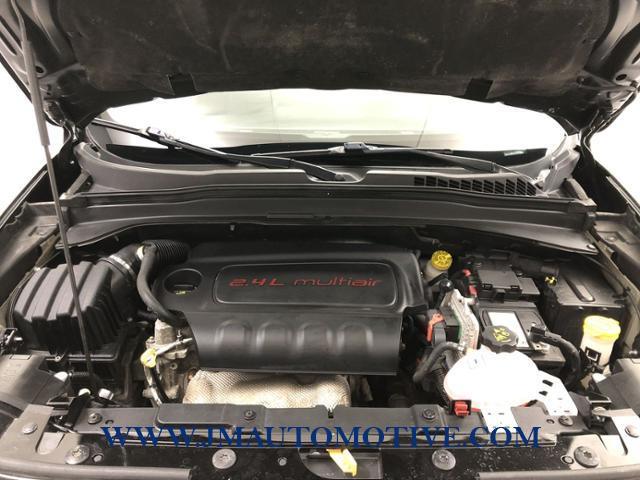 2017 Jeep Renegade Trailhawk 4x4, available for sale in Naugatuck, Connecticut | J&M Automotive Sls&Svc LLC. Naugatuck, Connecticut 2017 Jeep Renegade Trailhawk 4x4, available for sale in Naugatuck, Connecticut | J&M Automotive Sls&Svc LLC. Naugatuck, Connecticut