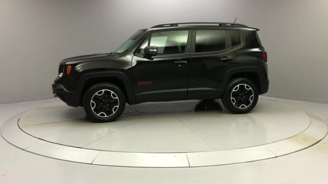 2017 Jeep Renegade Trailhawk 4x4, available for sale in Naugatuck, Connecticut | J&M Automotive Sls&Svc LLC. Naugatuck, Connecticut 2017 Jeep Renegade Trailhawk 4x4, available for sale in Naugatuck, Connecticut | J&M Automotive Sls&Svc LLC. Naugatuck, Connecticut