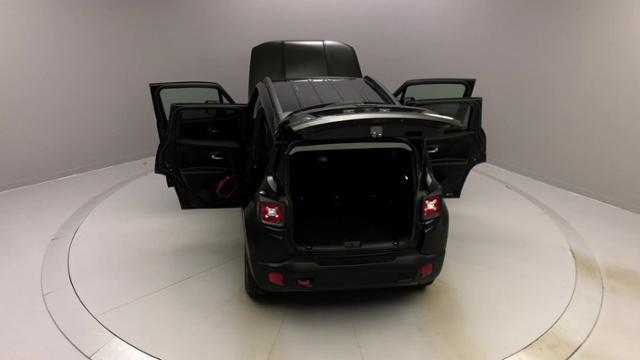 2017 Jeep Renegade Trailhawk 4x4, available for sale in Naugatuck, Connecticut | J&M Automotive Sls&Svc LLC. Naugatuck, Connecticut 2017 Jeep Renegade Trailhawk 4x4, available for sale in Naugatuck, Connecticut | J&M Automotive Sls&Svc LLC. Naugatuck, Connecticut