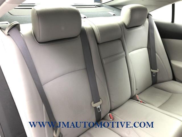 Used Lexus Es 350 4dr Sdn 2011 | J&M Automotive Sls&Svc LLC. Naugatuck, Connecticut Used Lexus Es 350 4dr Sdn 2011 | J&M Automotive Sls&Svc LLC. Naugatuck, Connecticut