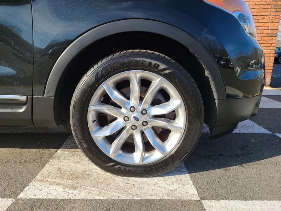 2014 Ford Explorer 4WD 4dr XLT, available for sale in Waterbury, Connecticut | National Auto Brokers, Inc.. Waterbury, Connecticut 2014 Ford Explorer 4WD 4dr XLT, available for sale in Waterbury, Connecticut | National Auto Brokers, Inc.. Waterbury, Connecticut