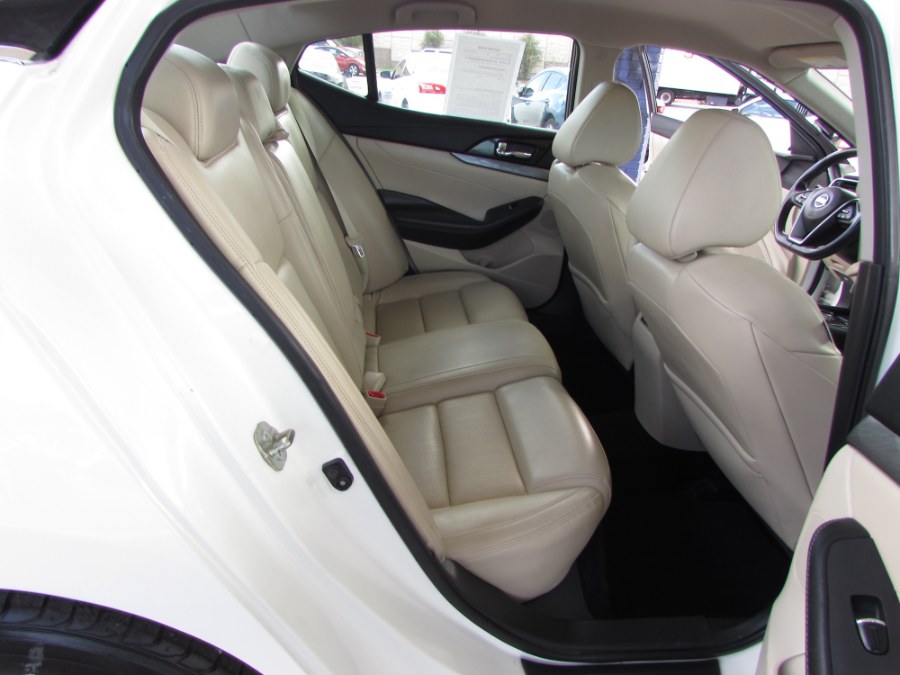 Used Nissan Maxima SV 3.5L 2018 | VIP Auto Enterprise, Inc. Orlando, Florida Used Nissan Maxima SV 3.5L 2018 | VIP Auto Enterprise, Inc. Orlando, Florida