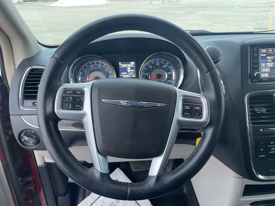 Used Chrysler Town & Country 4dr Wgn Touring 2013 | Josh's All Under Ten LLC. Elida, Ohio Used Chrysler Town & Country 4dr Wgn Touring 2013 | Josh's All Under Ten LLC. Elida, Ohio