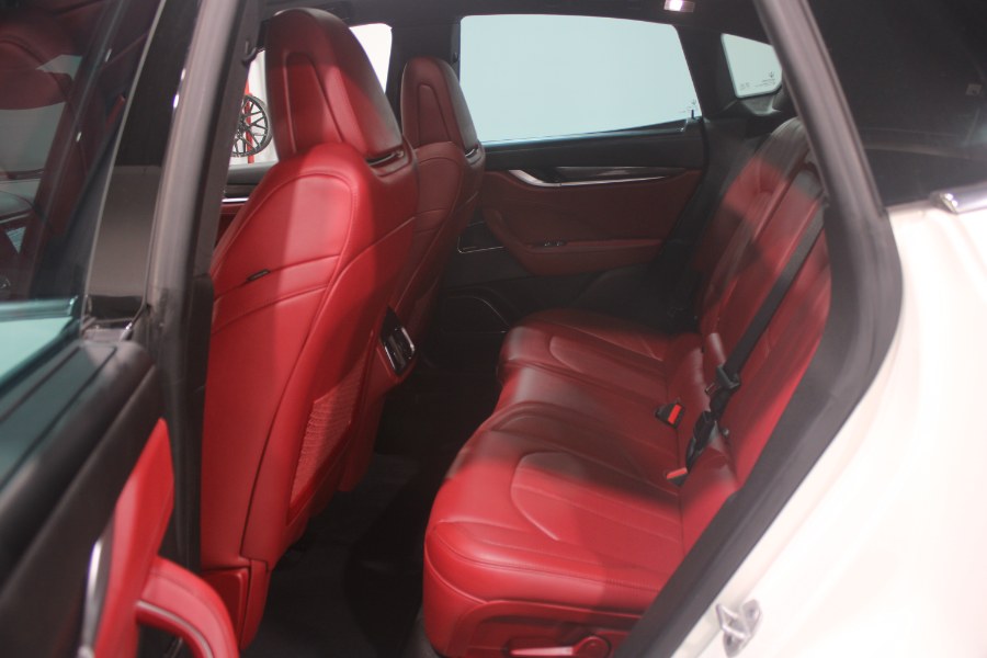Used Maserati Levante GranSport 3.0L 2018 | Auto Gallery. Lodi, New Jersey Used Maserati Levante GranSport 3.0L 2018 | Auto Gallery. Lodi, New Jersey