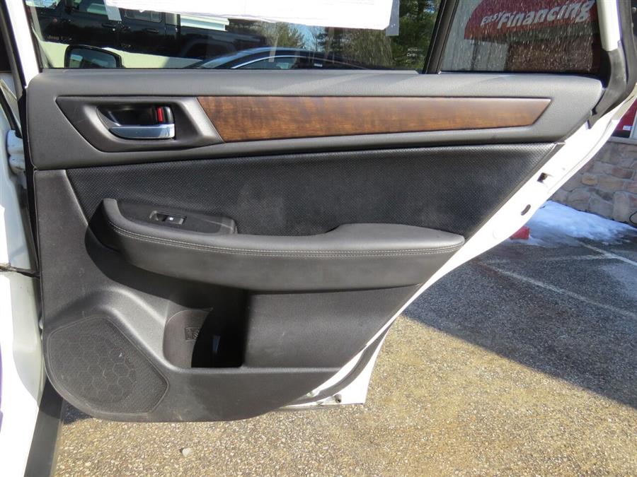 Used Subaru Outback 2.5i Limited AWD 4dr Wagon 2015 | Lake City Exports Inc. Auburn, Maine Used Subaru Outback 2.5i Limited AWD 4dr Wagon 2015 | Lake City Exports Inc. Auburn, Maine