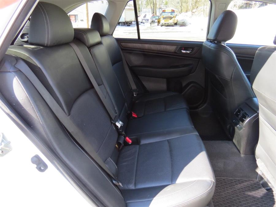 Used Subaru Outback 2.5i Limited AWD 4dr Wagon 2015 | Lake City Exports Inc. Auburn, Maine Used Subaru Outback 2.5i Limited AWD 4dr Wagon 2015 | Lake City Exports Inc. Auburn, Maine