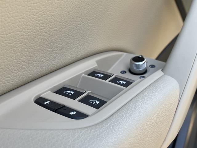 Used Audi Q5 2.0T Premium 2019 | Blasius Federal Road. Brookfield, Connecticut Used Audi Q5 2.0T Premium 2019 | Blasius Federal Road. Brookfield, Connecticut