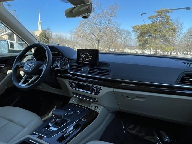 Used Audi Q5 2.0T Premium 2019 | Blasius Federal Road. Brookfield, Connecticut Used Audi Q5 2.0T Premium 2019 | Blasius Federal Road. Brookfield, Connecticut