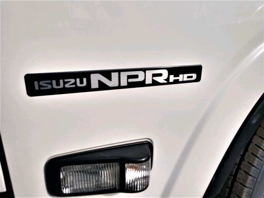 2014 Isuzu NPR HD 14 FT BOX TRUCK 132.5" WB WHITE CAB IBT AIR PWL, available for sale in COPIAGUE, New York | Warwick Auto Sales Inc. COPIAGUE, New York 2014 Isuzu NPR HD 14 FT BOX TRUCK 132.5" WB WHITE CAB IBT AIR PWL, available for sale in COPIAGUE, New York | Warwick Auto Sales Inc. COPIAGUE, New York