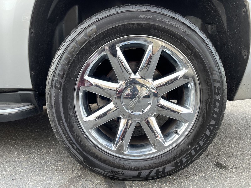 Used GMC Yukon XL AWD 4dr 1500 Denali 2013 | Union Street Auto Sales. West Springfield, Massachusetts Used GMC Yukon XL AWD 4dr 1500 Denali 2013 | Union Street Auto Sales. West Springfield, Massachusetts
