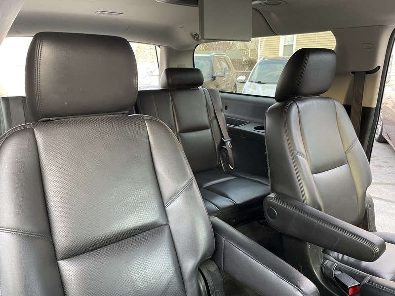 Used GMC Yukon XL AWD 4dr 1500 Denali 2013 | Union Street Auto Sales. West Springfield, Massachusetts Used GMC Yukon XL AWD 4dr 1500 Denali 2013 | Union Street Auto Sales. West Springfield, Massachusetts