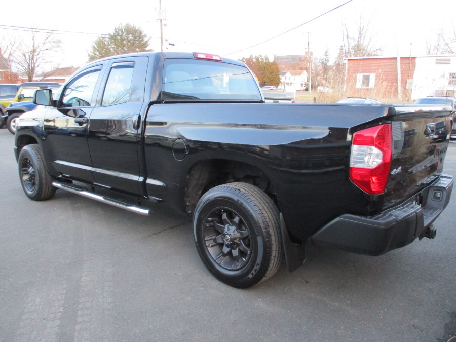 Used Toyota Tundra 4WD Truck Double Cab 4.6L V8 6-Spd AT SR5 (Natl) 2015 | Suffield Auto Sales. Suffield, Connecticut