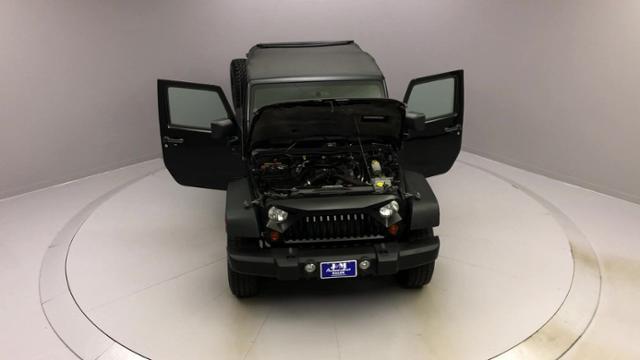 2010 Jeep Wrangler 4WD 2dr Rubicon, available for sale in Naugatuck, Connecticut | J&M Automotive Sls&Svc LLC. Naugatuck, Connecticut 2010 Jeep Wrangler 4WD 2dr Rubicon, available for sale in Naugatuck, Connecticut | J&M Automotive Sls&Svc LLC. Naugatuck, Connecticut