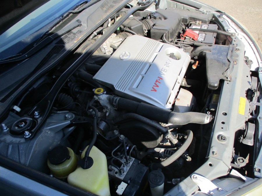 2005 Toyota Camry XLE, available for sale in Meriden, Connecticut | Cos Central Auto. Meriden, Connecticut 2005 Toyota Camry XLE, available for sale in Meriden, Connecticut | Cos Central Auto. Meriden, Connecticut