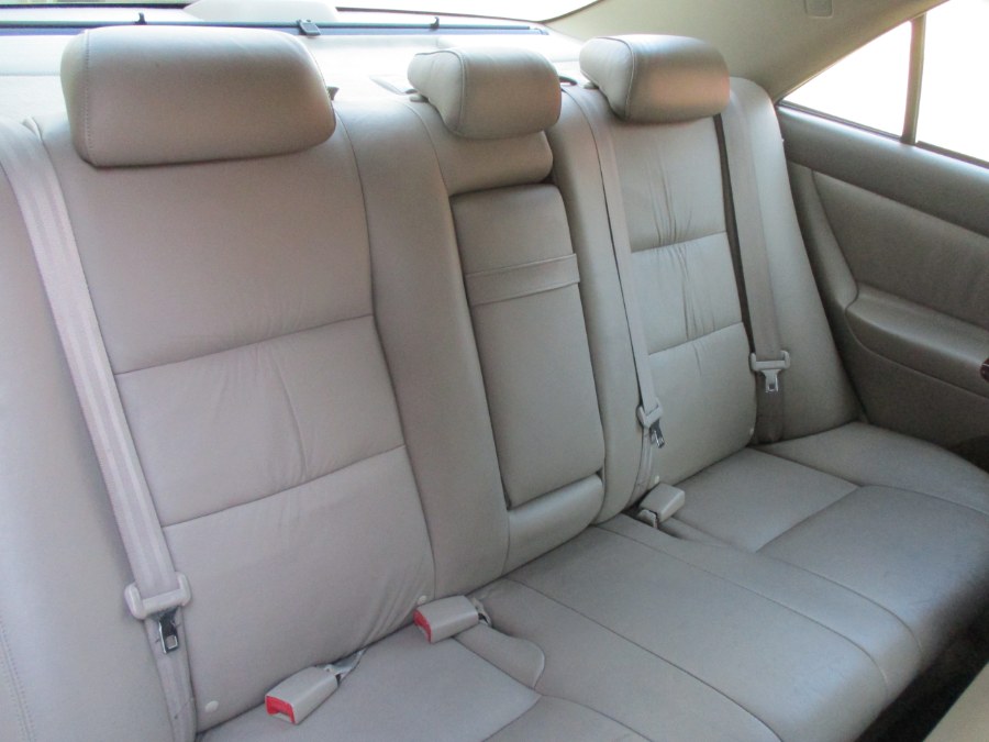 2005 Toyota Camry XLE, available for sale in Meriden, Connecticut | Cos Central Auto. Meriden, Connecticut 2005 Toyota Camry XLE, available for sale in Meriden, Connecticut | Cos Central Auto. Meriden, Connecticut