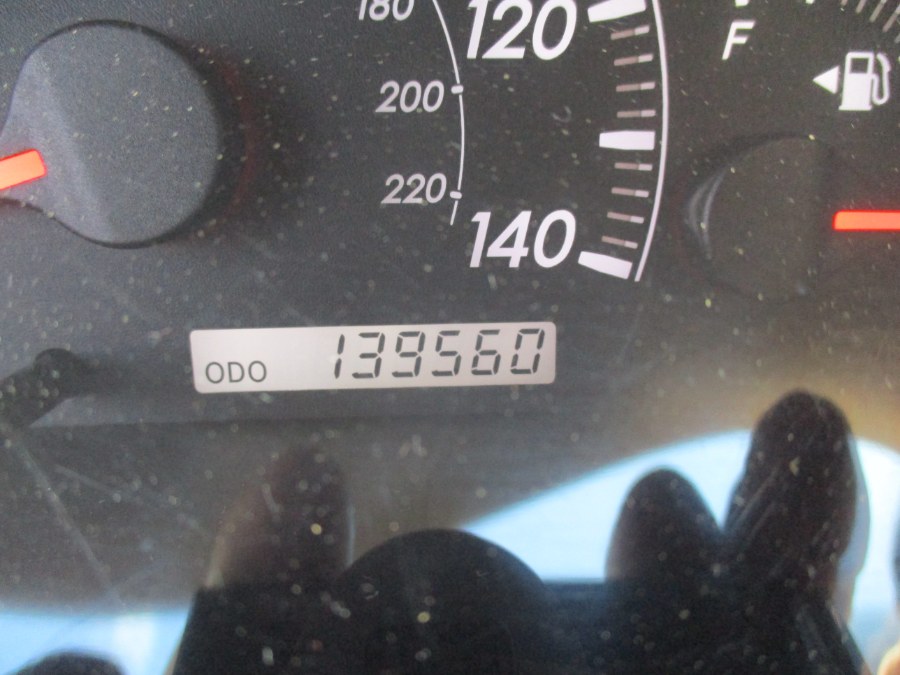 2005 Toyota Camry XLE, available for sale in Meriden, Connecticut | Cos Central Auto. Meriden, Connecticut 2005 Toyota Camry XLE, available for sale in Meriden, Connecticut | Cos Central Auto. Meriden, Connecticut