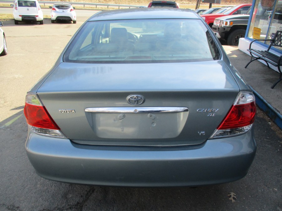 2005 Toyota Camry XLE, available for sale in Meriden, Connecticut | Cos Central Auto. Meriden, Connecticut 2005 Toyota Camry XLE, available for sale in Meriden, Connecticut | Cos Central Auto. Meriden, Connecticut
