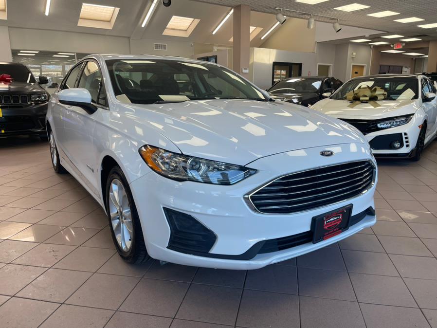 2019 Ford Fusion Hybrid SE FWD, available for sale in Massapequa Park, New York | Power Motors East. Massapequa Park, New York 2019 Ford Fusion Hybrid SE FWD, available for sale in Massapequa Park, New York | Power Motors East. Massapequa Park, New York
