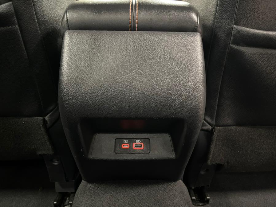 Used Nissan Altima 2.5 SR Sedan 2020 | Power Motors East. Massapequa Park, New York Used Nissan Altima 2.5 SR Sedan 2020 | Power Motors East. Massapequa Park, New York