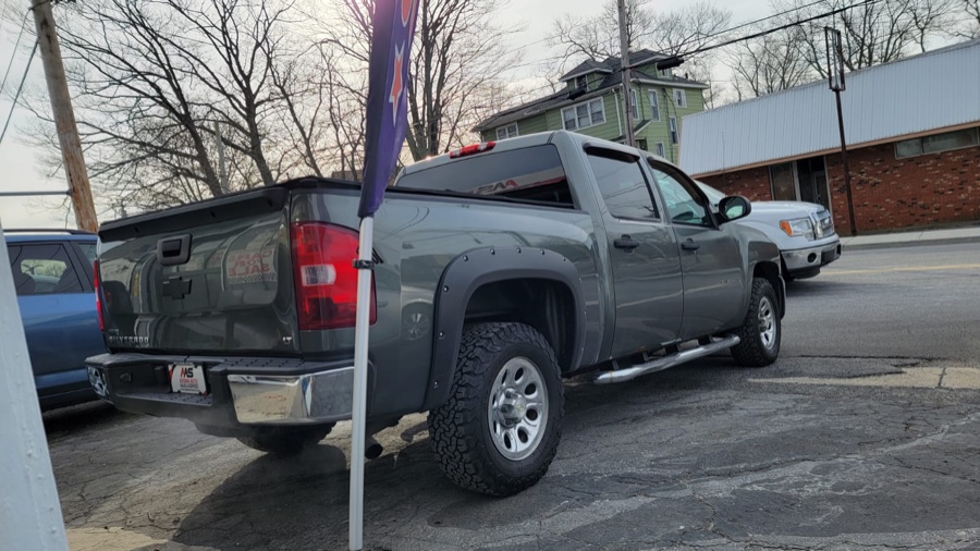 2011 Chevrolet Silverado 1500 4WD Crew Cab 143.5" LT, available for sale in Milford, Connecticut | Adonai Auto Sales LLC. Milford, Connecticut 2011 Chevrolet Silverado 1500 4WD Crew Cab 143.5" LT, available for sale in Milford, Connecticut | Adonai Auto Sales LLC. Milford, Connecticut