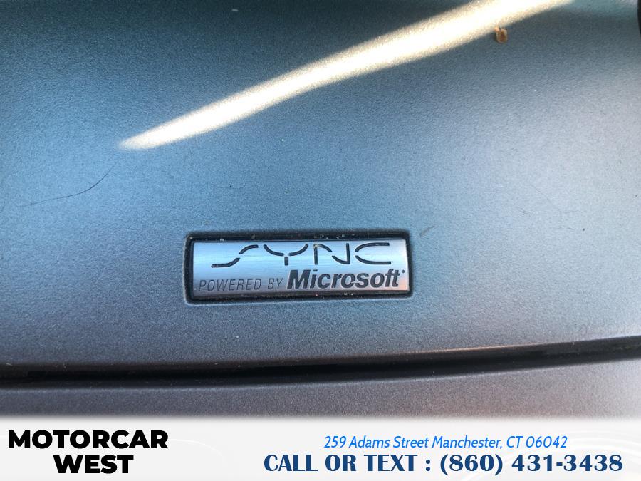 2015 Ford Explorer 4WD 4dr Base, available for sale in Manchester, Connecticut | Motorcar West. Manchester, Connecticut 2015 Ford Explorer 4WD 4dr Base, available for sale in Manchester, Connecticut | Motorcar West. Manchester, Connecticut