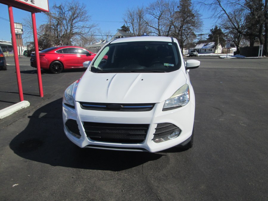 2014 Ford Escape 4WD 4dr SE, available for sale in Levittown, Pennsylvania | Levittown Auto. Levittown, Pennsylvania 2014 Ford Escape 4WD 4dr SE, available for sale in Levittown, Pennsylvania | Levittown Auto. Levittown, Pennsylvania