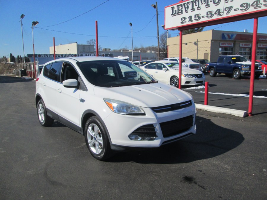 2014 Ford Escape 4WD 4dr SE, available for sale in Levittown, Pennsylvania | Levittown Auto. Levittown, Pennsylvania 2014 Ford Escape 4WD 4dr SE, available for sale in Levittown, Pennsylvania | Levittown Auto. Levittown, Pennsylvania