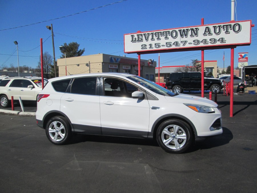 2014 Ford Escape 4WD 4dr SE, available for sale in Levittown, Pennsylvania | Levittown Auto. Levittown, Pennsylvania