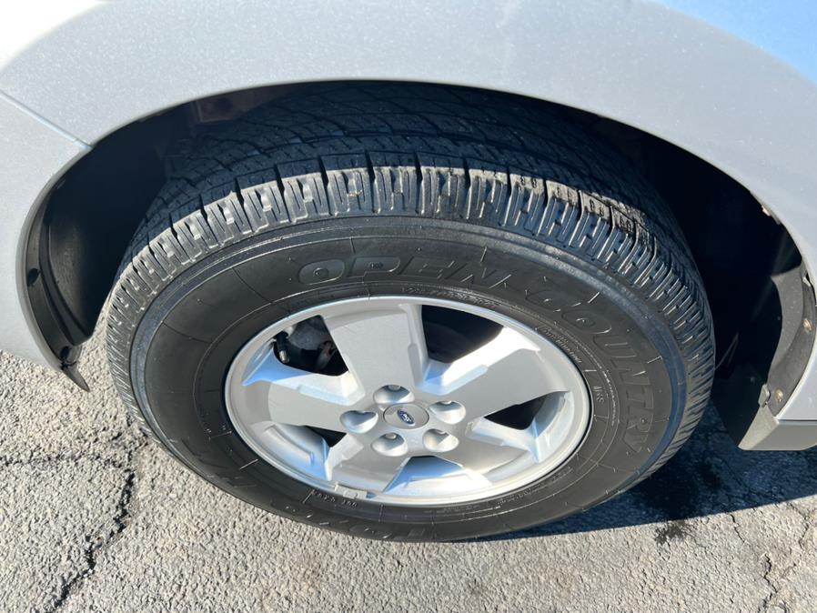 Used Ford Escape 4WD 4dr XLT 2011 | Prestige Pre-Owned Motors Inc. New Windsor, New York Used Ford Escape 4WD 4dr XLT 2011 | Prestige Pre-Owned Motors Inc. New Windsor, New York