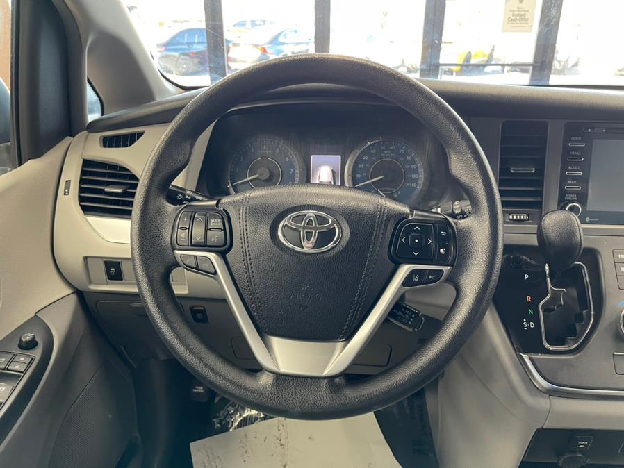 2019 Toyota Sienna LE FWD 8-Passenger (Natl), available for sale in Massapequa Park, New York | Power Motors East. Massapequa Park, New York 2019 Toyota Sienna LE FWD 8-Passenger (Natl), available for sale in Massapequa Park, New York | Power Motors East. Massapequa Park, New York