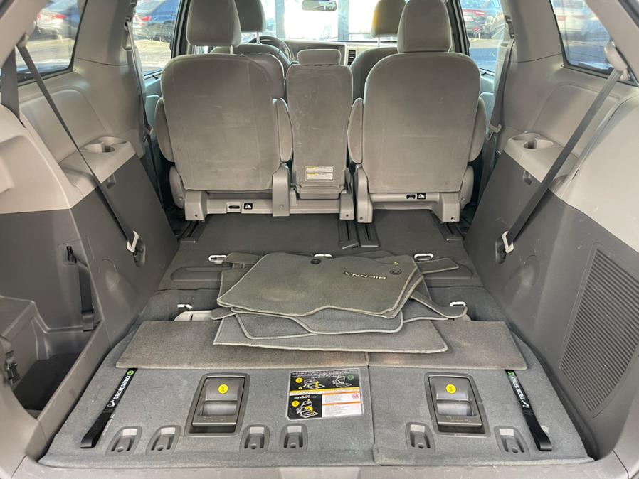 2019 Toyota Sienna LE FWD 8-Passenger (Natl), available for sale in Massapequa Park, New York | Power Motors East. Massapequa Park, New York 2019 Toyota Sienna LE FWD 8-Passenger (Natl), available for sale in Massapequa Park, New York | Power Motors East. Massapequa Park, New York