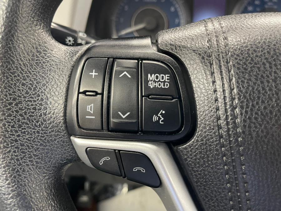 2019 Toyota Sienna LE FWD 8-Passenger (Natl), available for sale in Massapequa Park, New York | Power Motors East. Massapequa Park, New York 2019 Toyota Sienna LE FWD 8-Passenger (Natl), available for sale in Massapequa Park, New York | Power Motors East. Massapequa Park, New York
