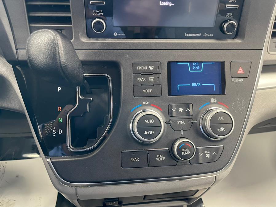 2019 Toyota Sienna LE FWD 8-Passenger (Natl), available for sale in Massapequa Park, New York | Power Motors East. Massapequa Park, New York 2019 Toyota Sienna LE FWD 8-Passenger (Natl), available for sale in Massapequa Park, New York | Power Motors East. Massapequa Park, New York