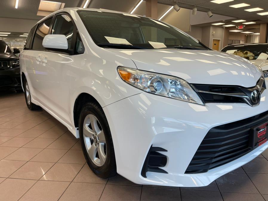2019 Toyota Sienna LE FWD 8-Passenger (Natl), available for sale in Massapequa Park, New York | Power Motors East. Massapequa Park, New York 2019 Toyota Sienna LE FWD 8-Passenger (Natl), available for sale in Massapequa Park, New York | Power Motors East. Massapequa Park, New York