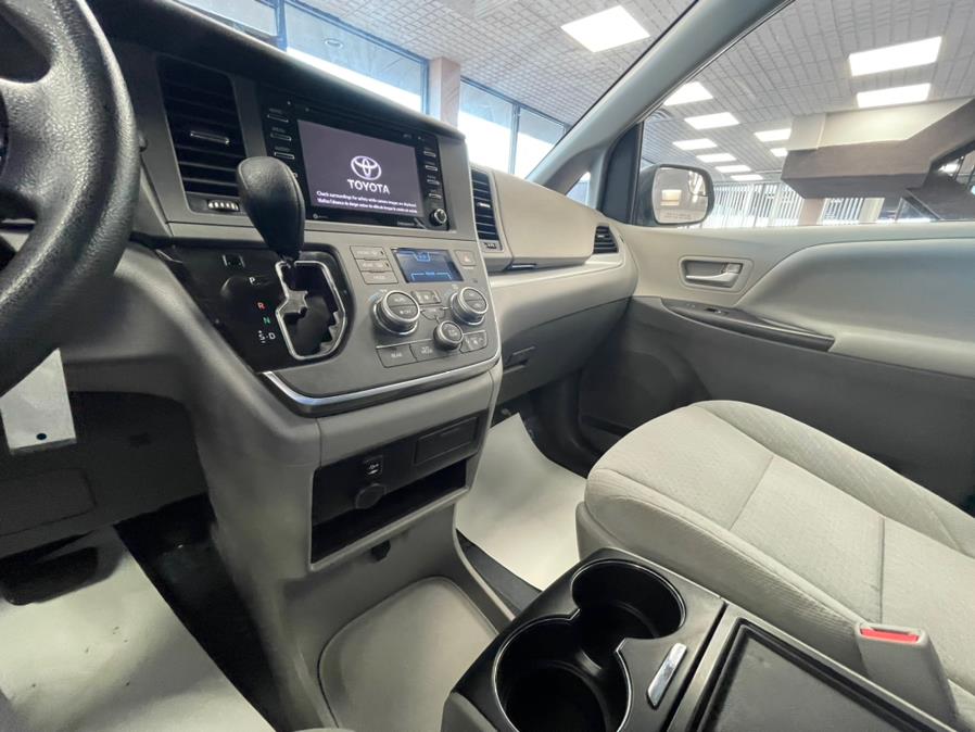 2019 Toyota Sienna LE FWD 8-Passenger (Natl), available for sale in Massapequa Park, New York | Power Motors East. Massapequa Park, New York 2019 Toyota Sienna LE FWD 8-Passenger (Natl), available for sale in Massapequa Park, New York | Power Motors East. Massapequa Park, New York