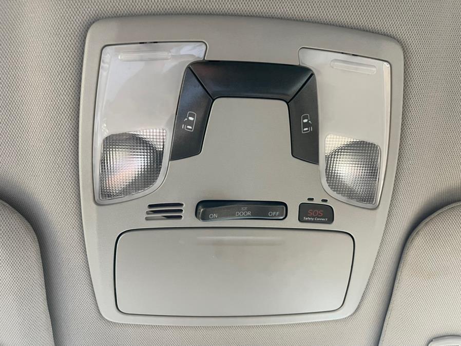 2019 Toyota Sienna LE FWD 8-Passenger (Natl), available for sale in Massapequa Park, New York | Power Motors East. Massapequa Park, New York 2019 Toyota Sienna LE FWD 8-Passenger (Natl), available for sale in Massapequa Park, New York | Power Motors East. Massapequa Park, New York