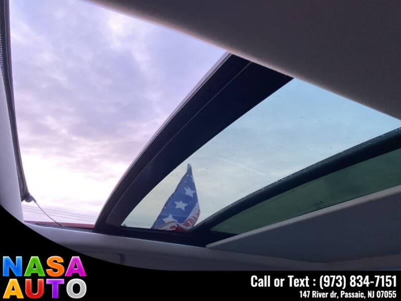2016 Chrysler 300 4dr Sdn 300C RWD, available for sale in Passaic, New Jersey | Nasa Auto. Passaic, New Jersey 2016 Chrysler 300 4dr Sdn 300C RWD, available for sale in Passaic, New Jersey | Nasa Auto. Passaic, New Jersey