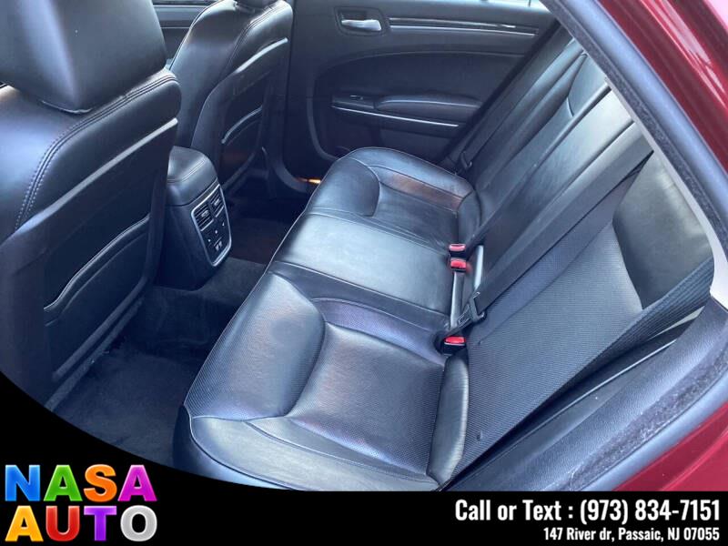 2016 Chrysler 300 4dr Sdn 300C RWD, available for sale in Passaic, New Jersey | Nasa Auto. Passaic, New Jersey 2016 Chrysler 300 4dr Sdn 300C RWD, available for sale in Passaic, New Jersey | Nasa Auto. Passaic, New Jersey