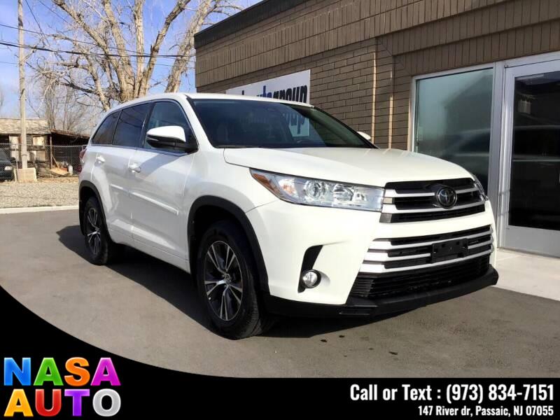 2017 Toyota Highlander AWD LE Plus 4dr SUV, available for sale in Passaic, New Jersey | Nasa Auto. Passaic, New Jersey 2017 Toyota Highlander AWD LE Plus 4dr SUV, available for sale in Passaic, New Jersey | Nasa Auto. Passaic, New Jersey