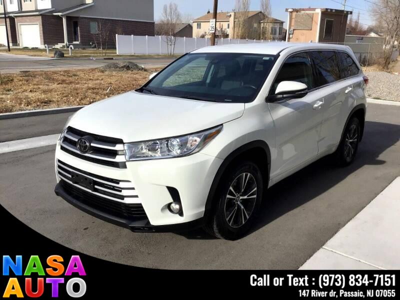 2017 Toyota Highlander AWD LE Plus 4dr SUV, available for sale in Passaic, New Jersey | Nasa Auto. Passaic, New Jersey